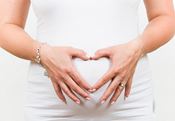 遵义怀孕期间如何做胎儿DNA鉴定，遵义无创孕期亲子鉴定价格